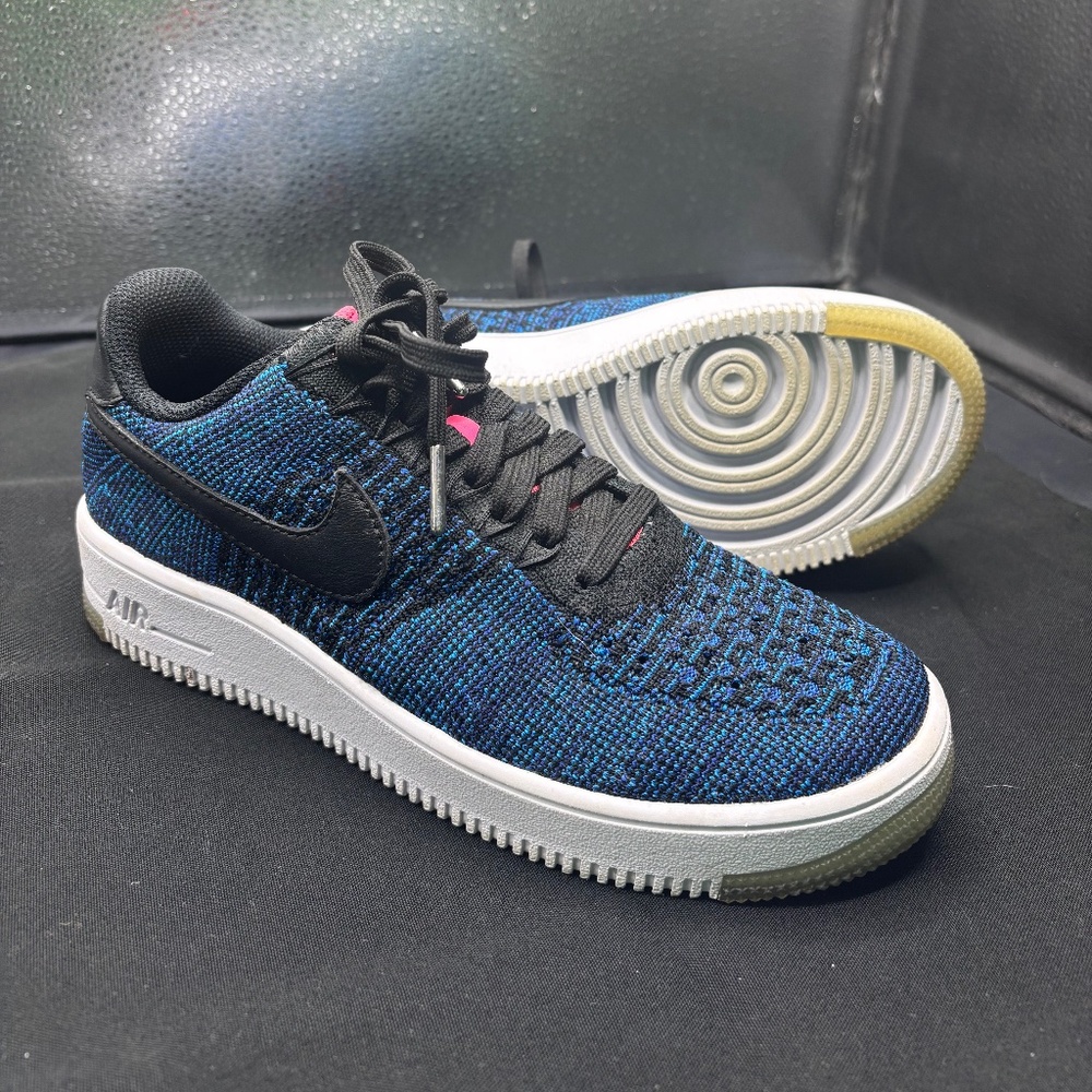 *LAST CHANCE* EVERYTHING MUST GO Nike Air Force 1 Flyknit Low Women’s Size 7.5